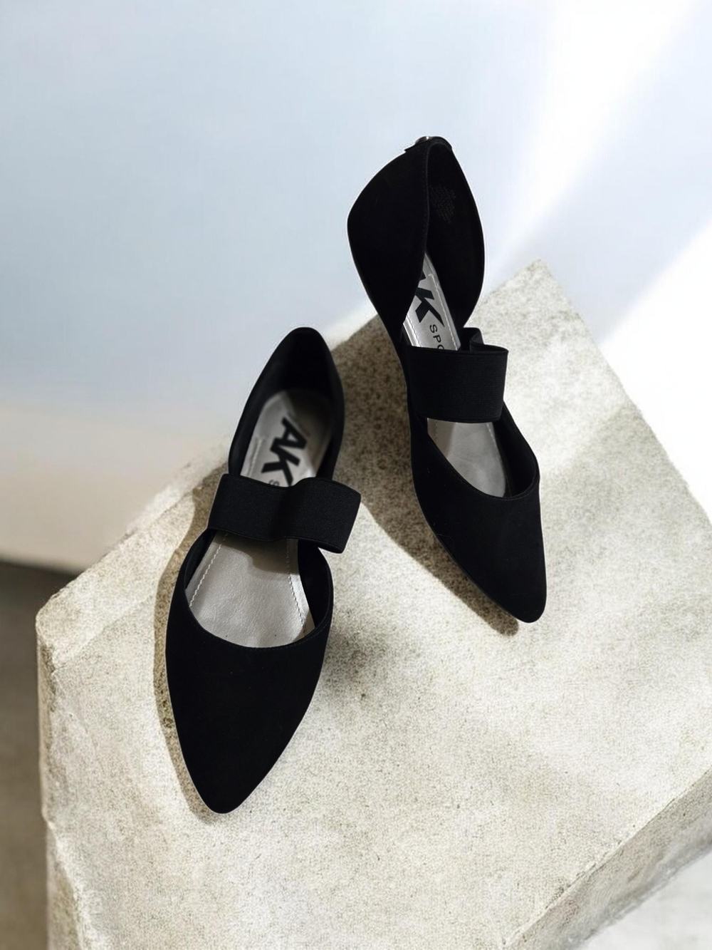 Black Pointed Mary Jane Flats with Strap By Anne Klein Sport Size 8 NWOB